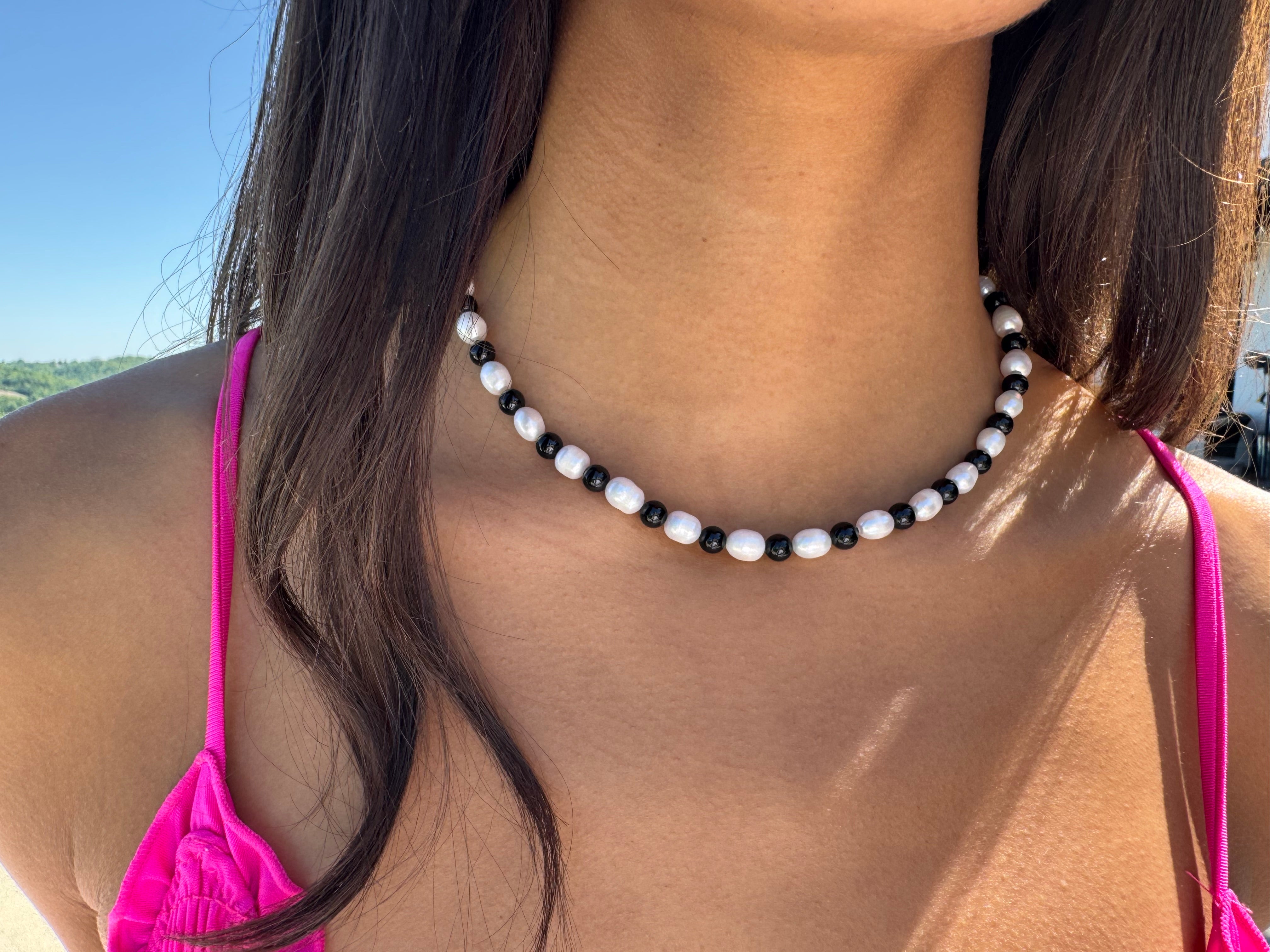 Preston Necklace in Pearl and Black Onyx