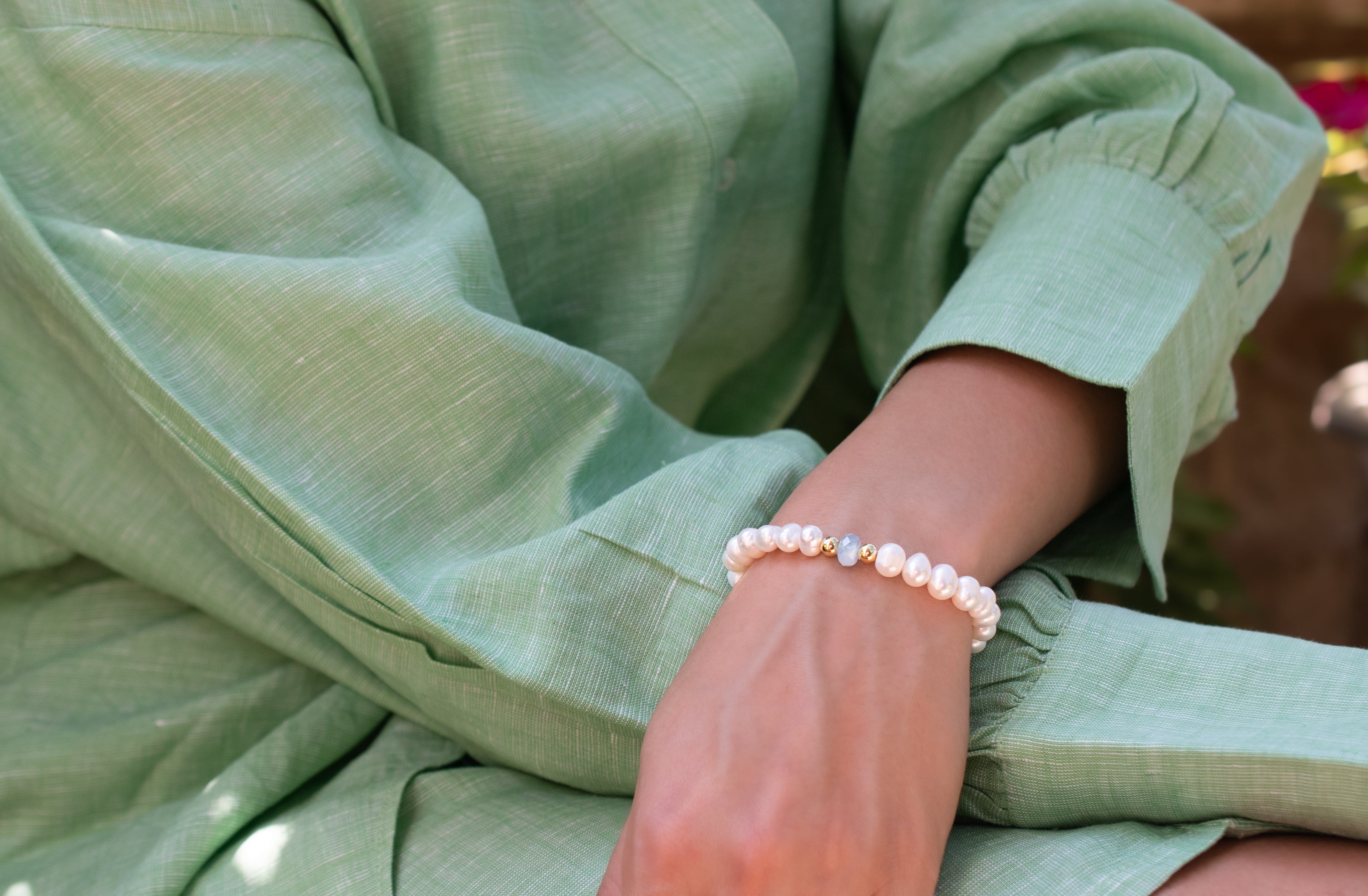 Freshwater Pearl and Aquamarine Stretch Bracelet