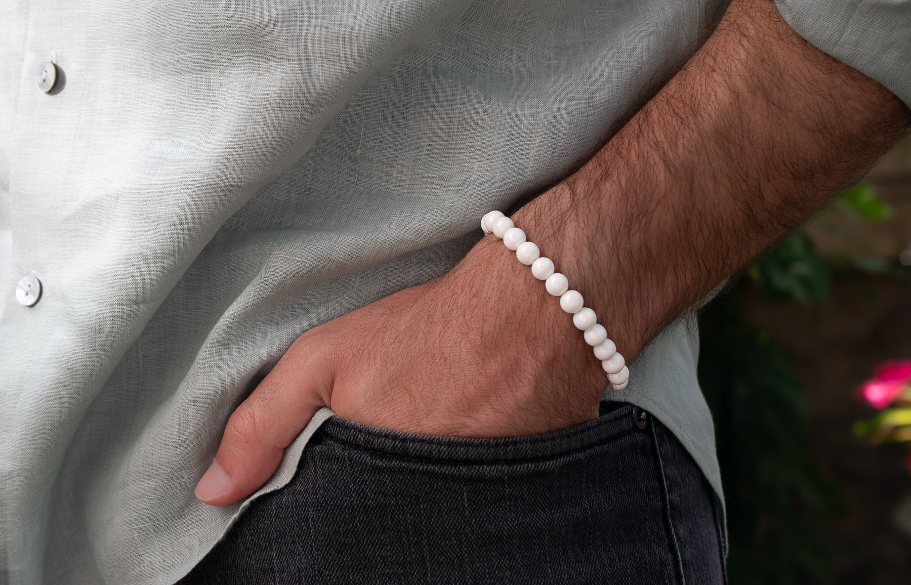 White Shell Beaded Stretch Bracelet