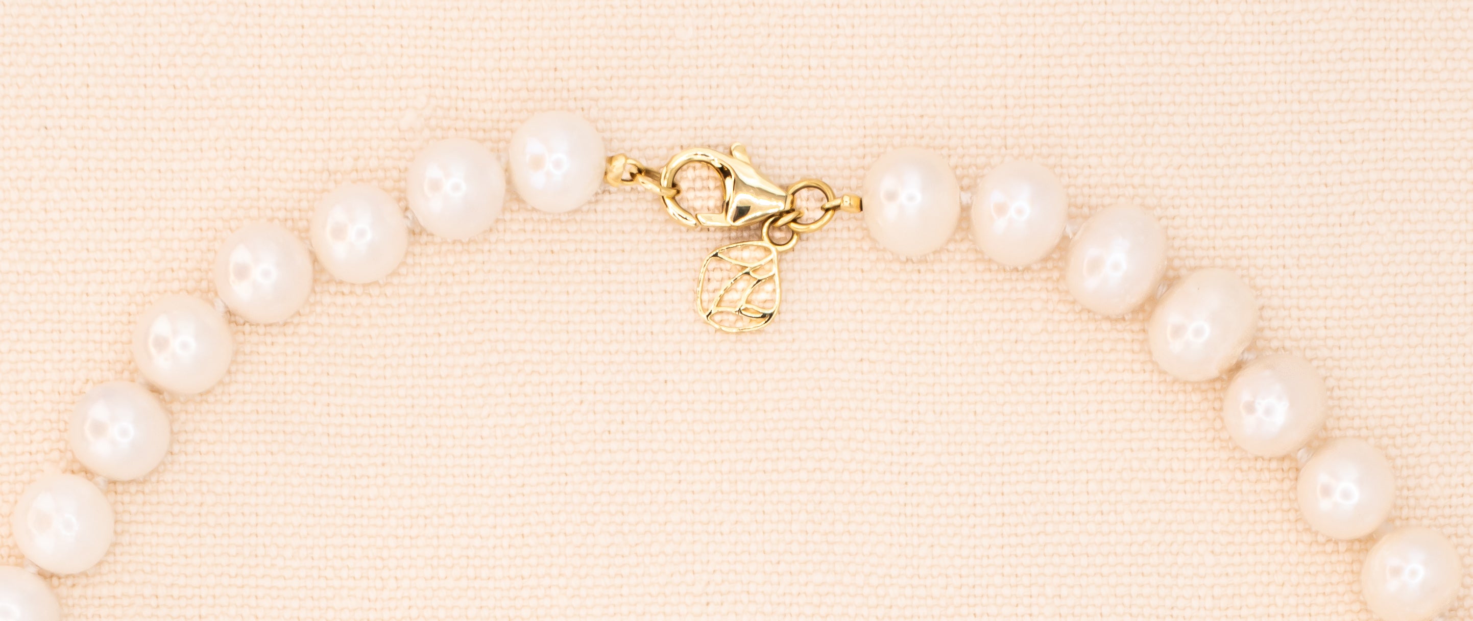 Isobel Classic Pearl Necklace