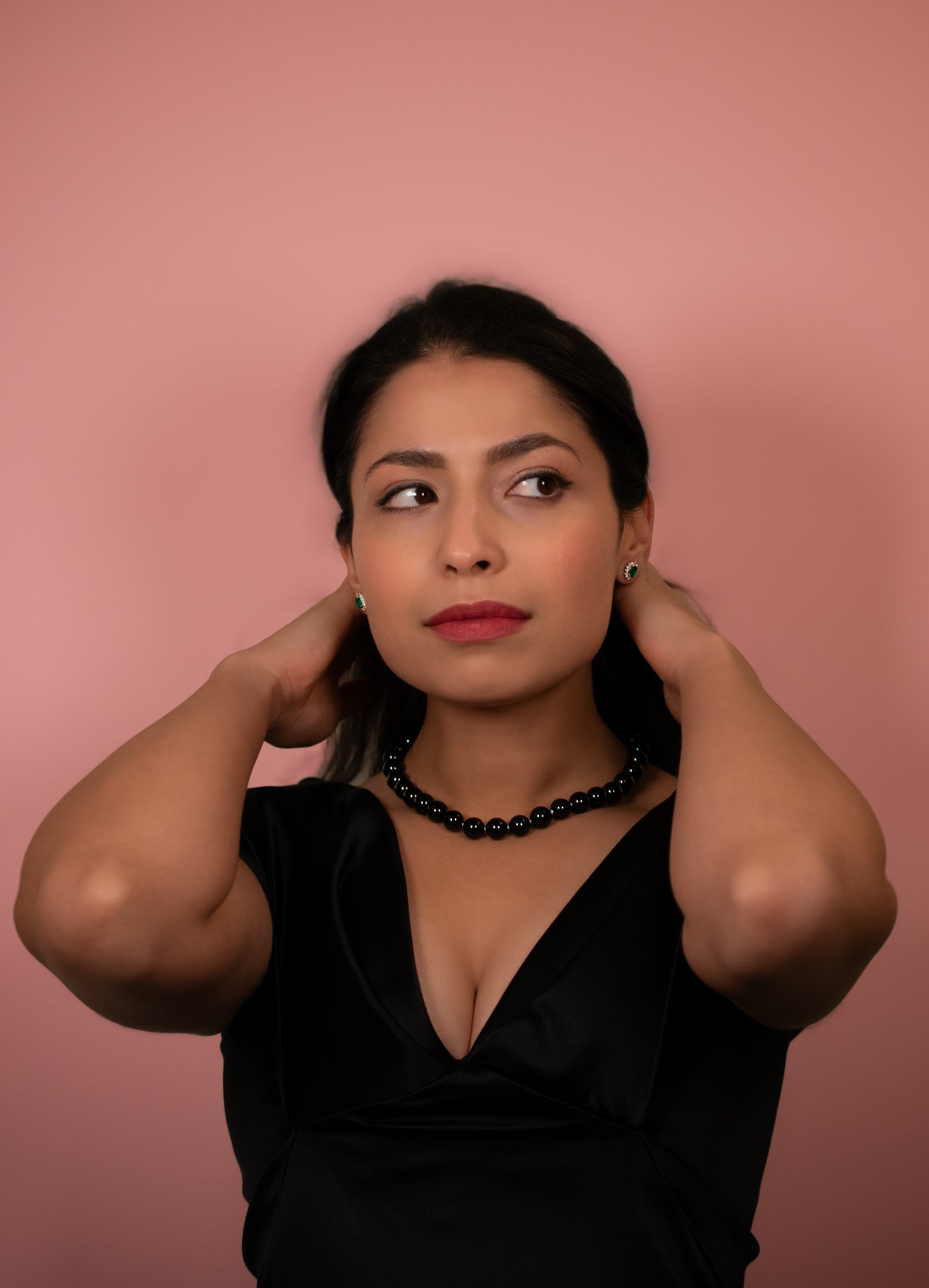 Black Onyx Silk Knotted Chunky Collar Necklace on model