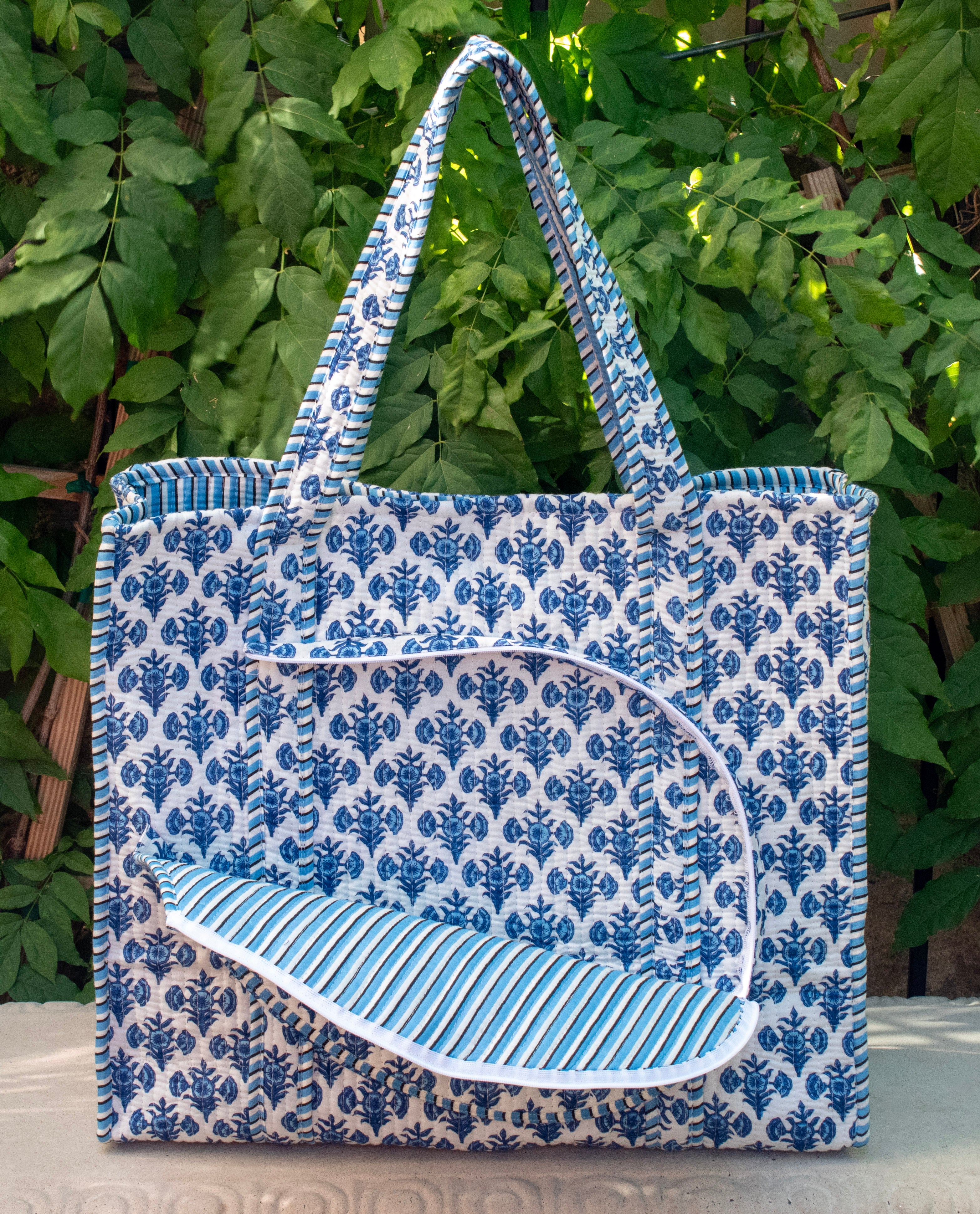 Block Print Racquet Tote 03