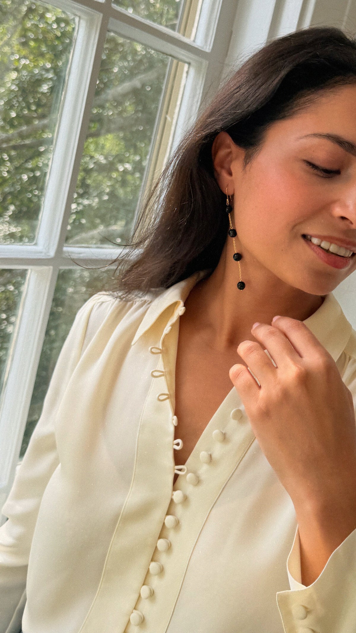Anya Earrings in Black Onyx