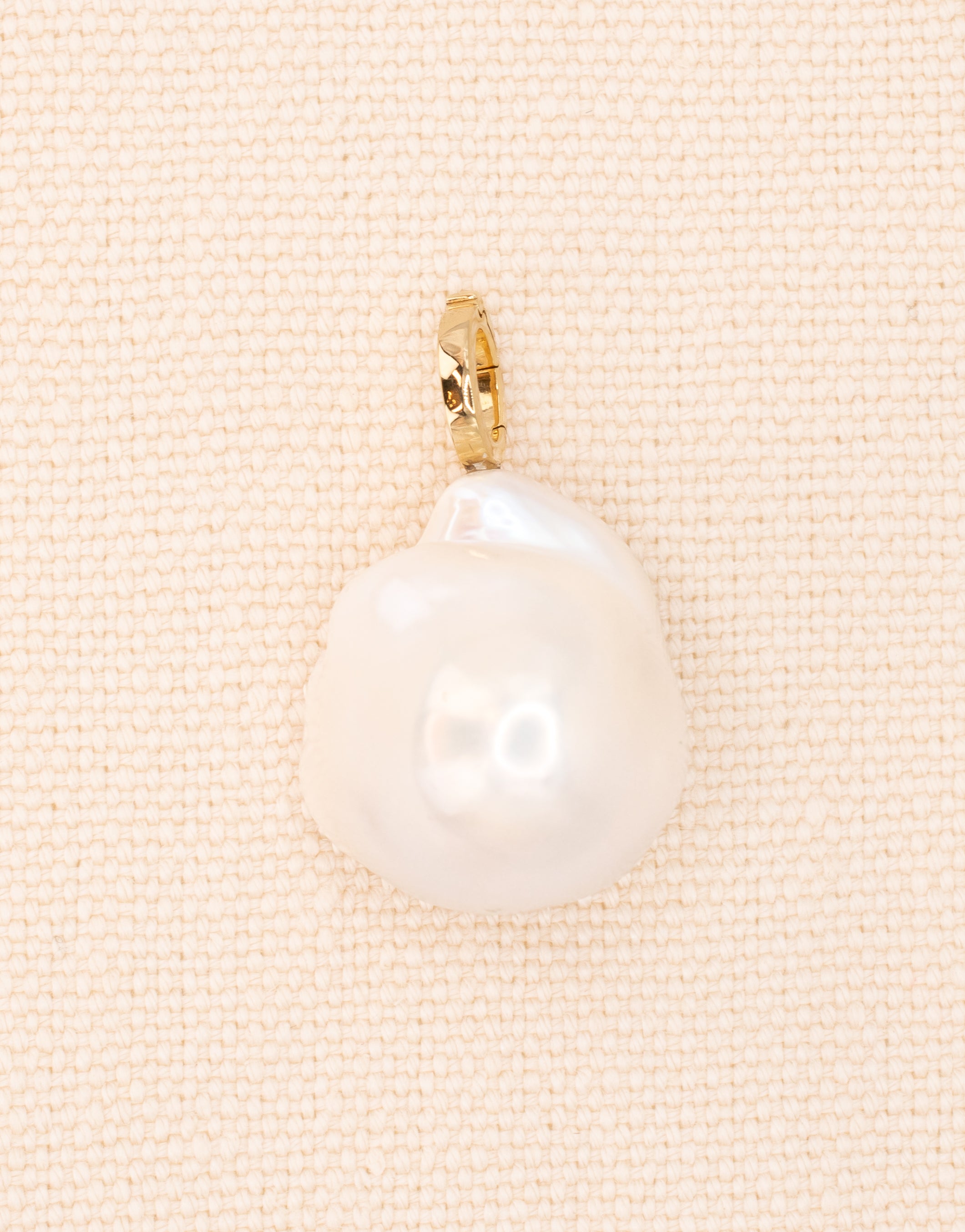 Baroque Pearl Clip On Pendant