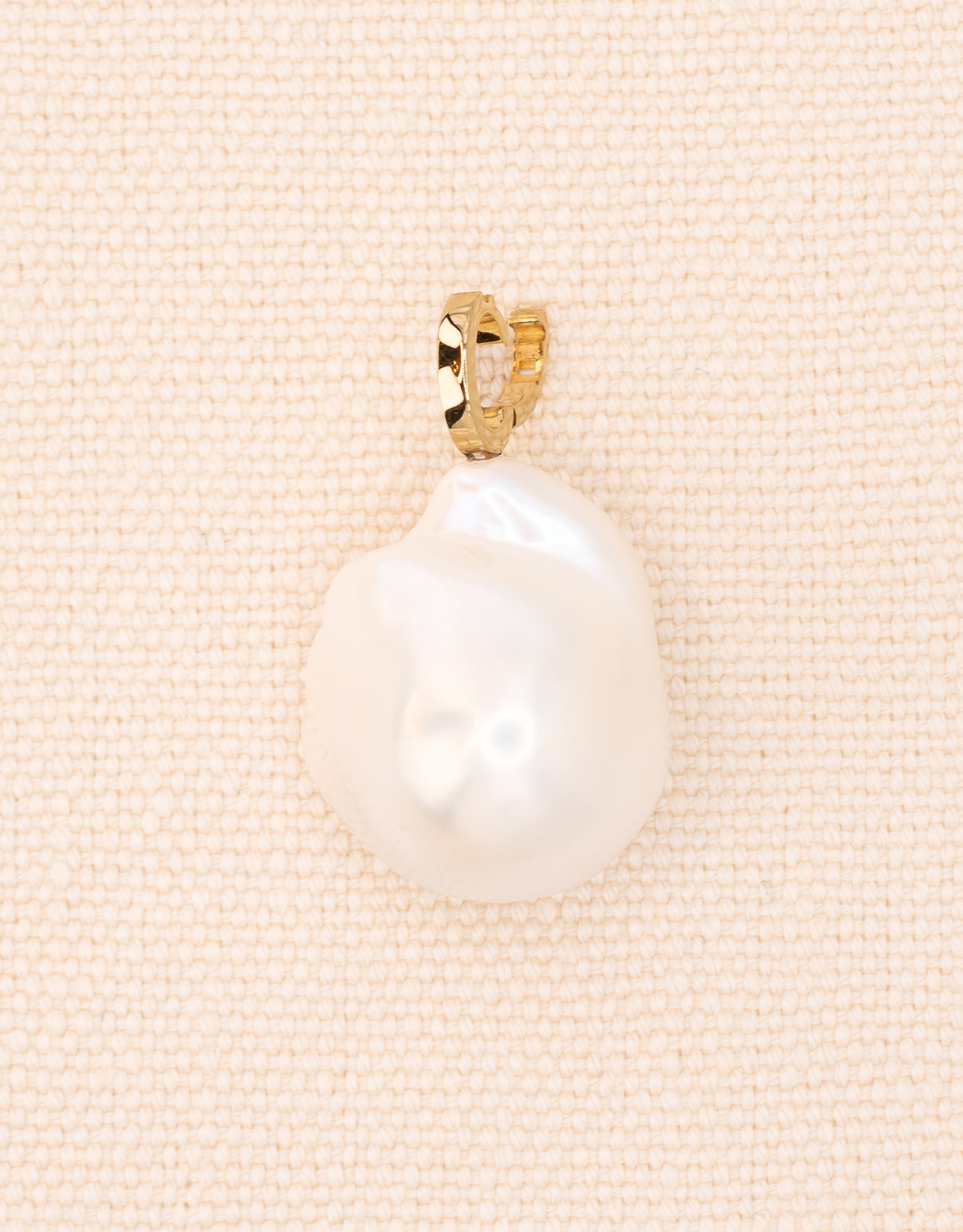 Baroque Pearl Clip On Pendant