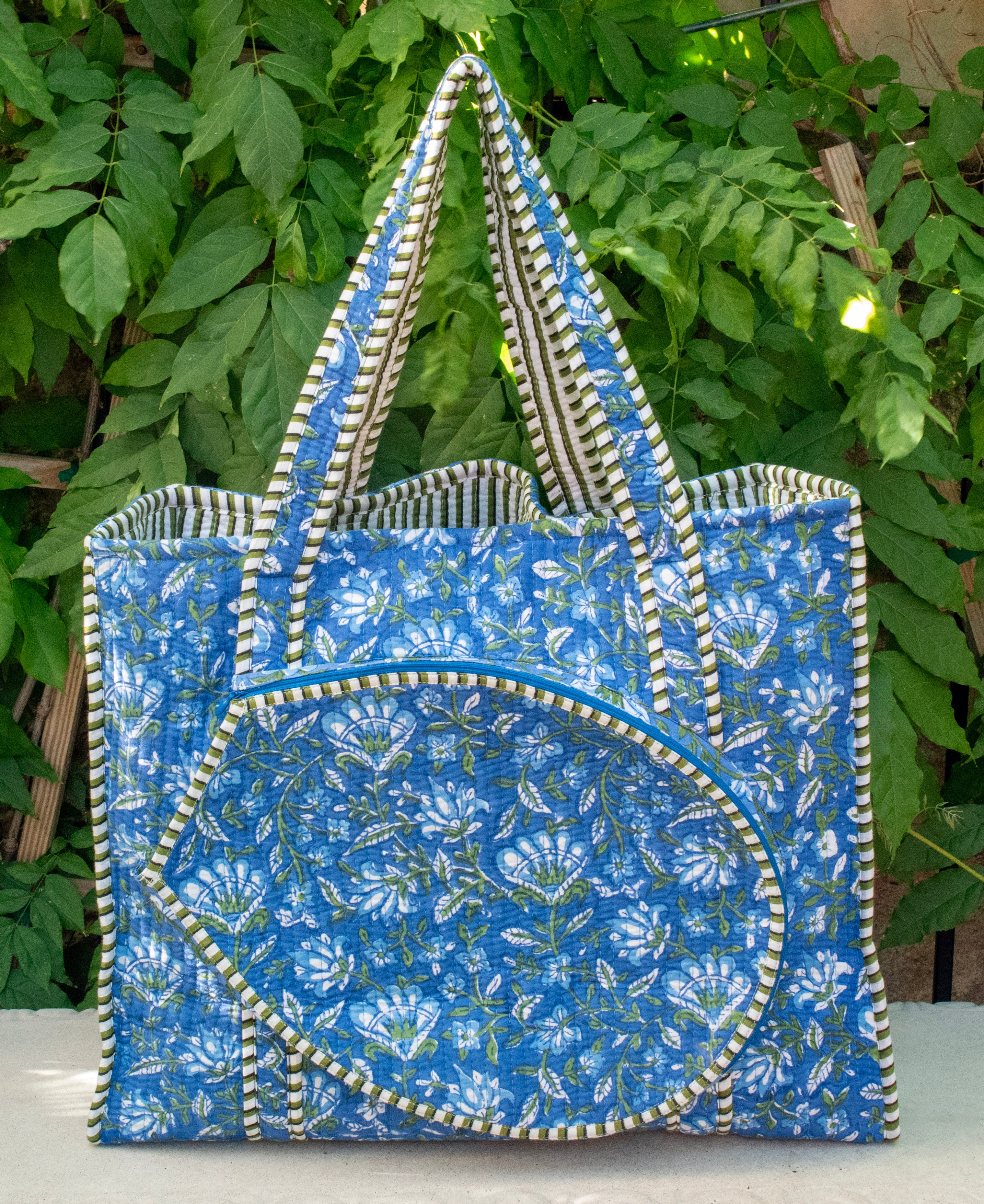 Block Print Racquet Tote 01