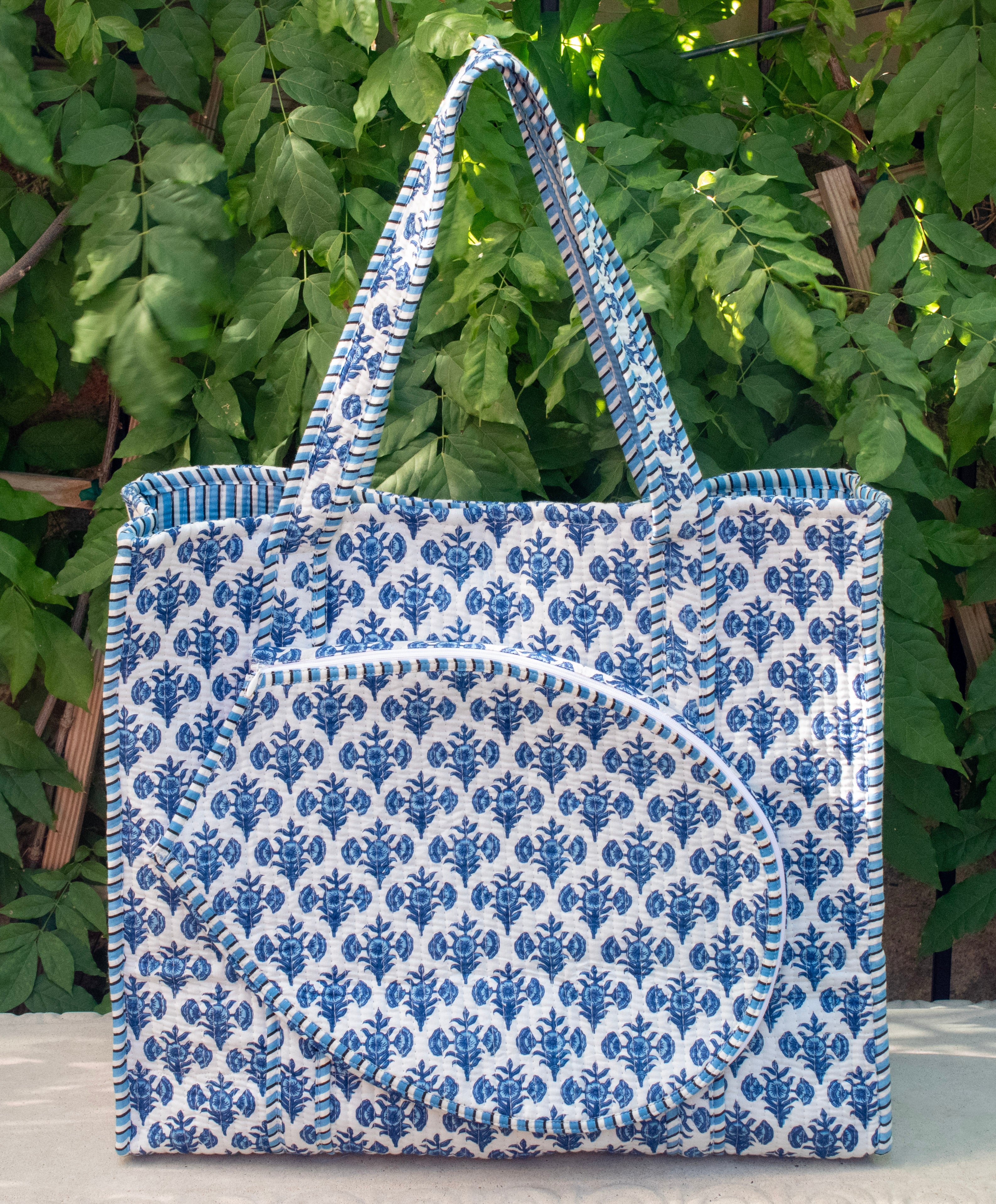 Block Print Racquet Tote 03