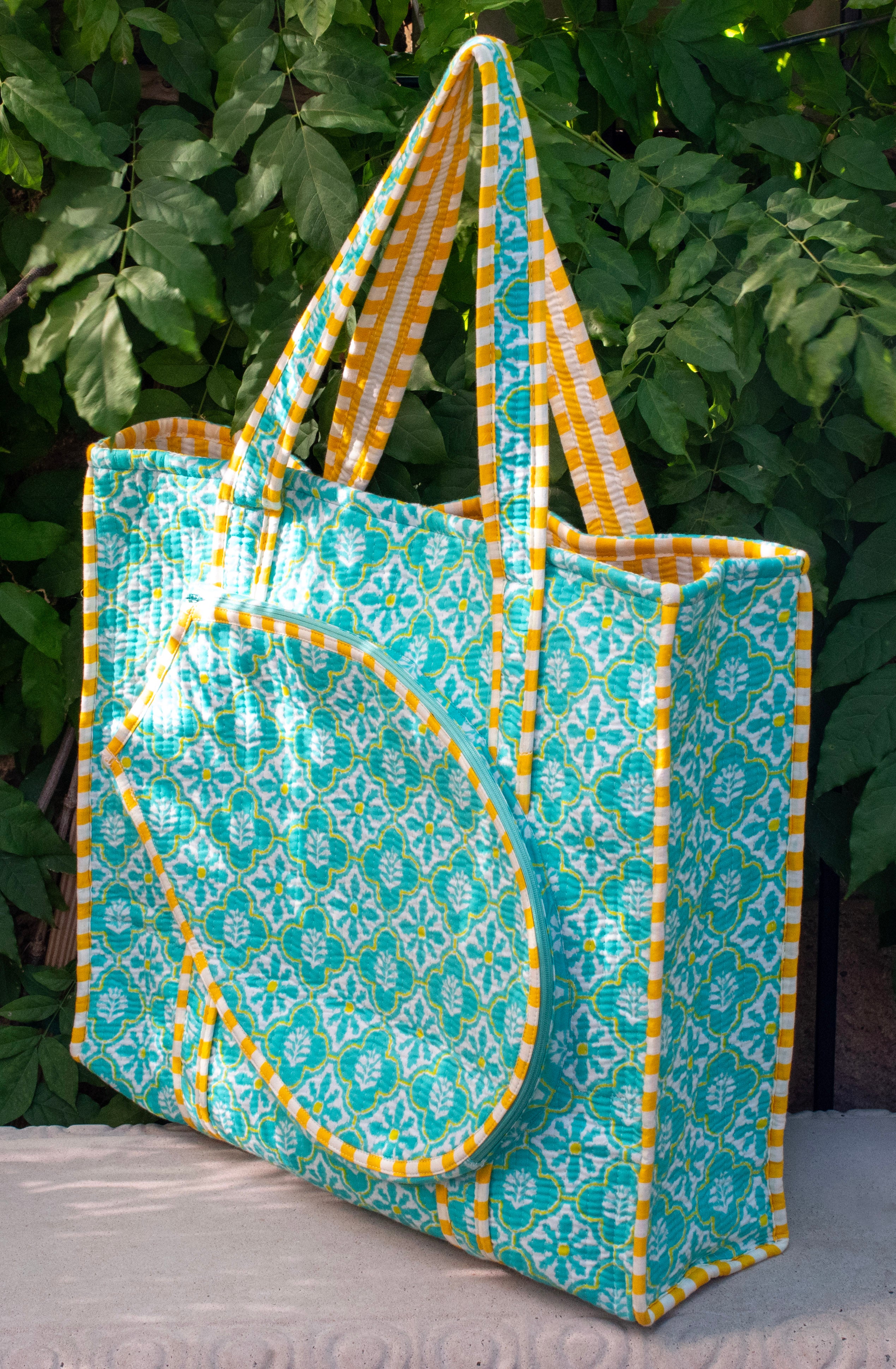Block Print Racquet Tote 06