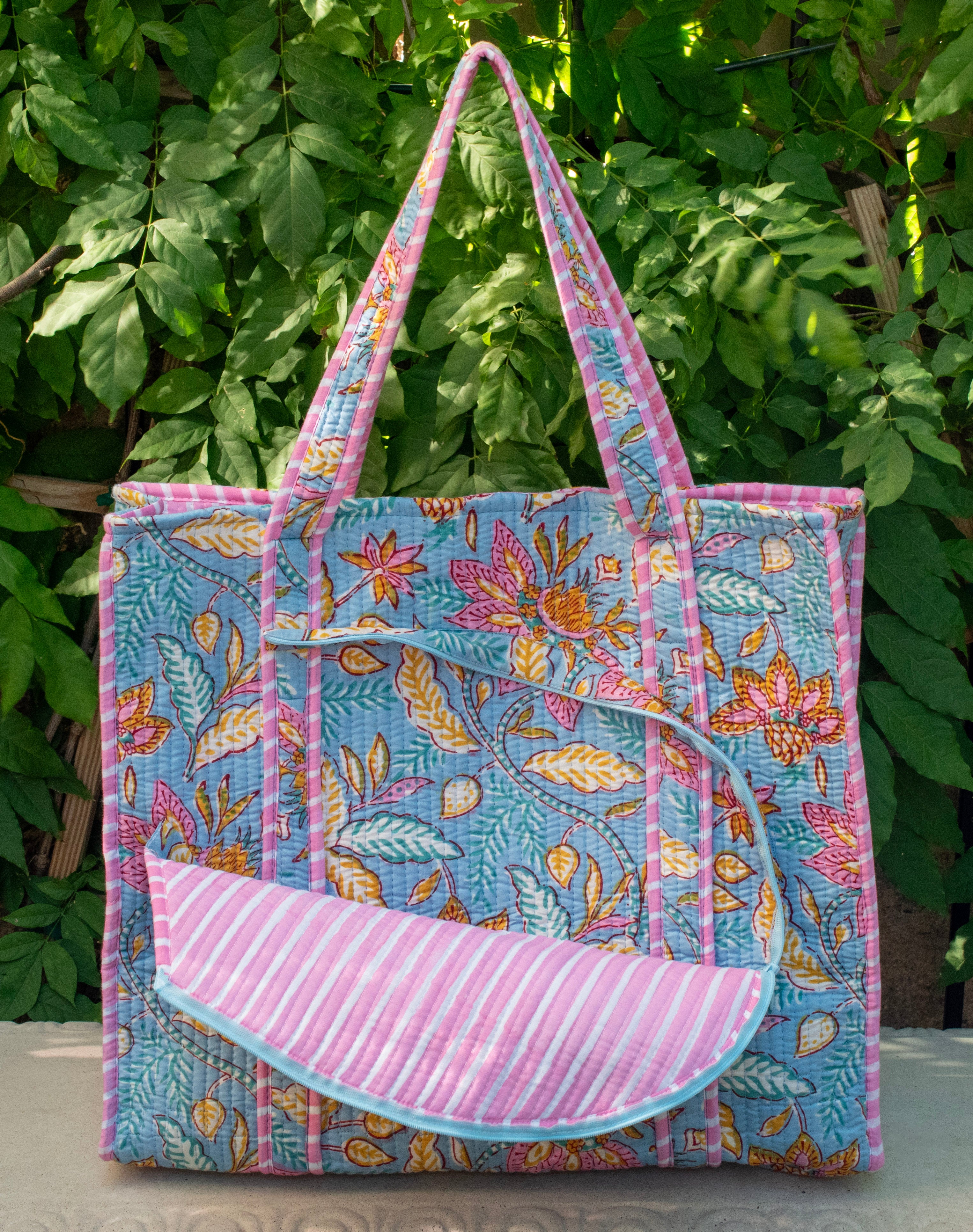 Block Print Racquet Tote 04